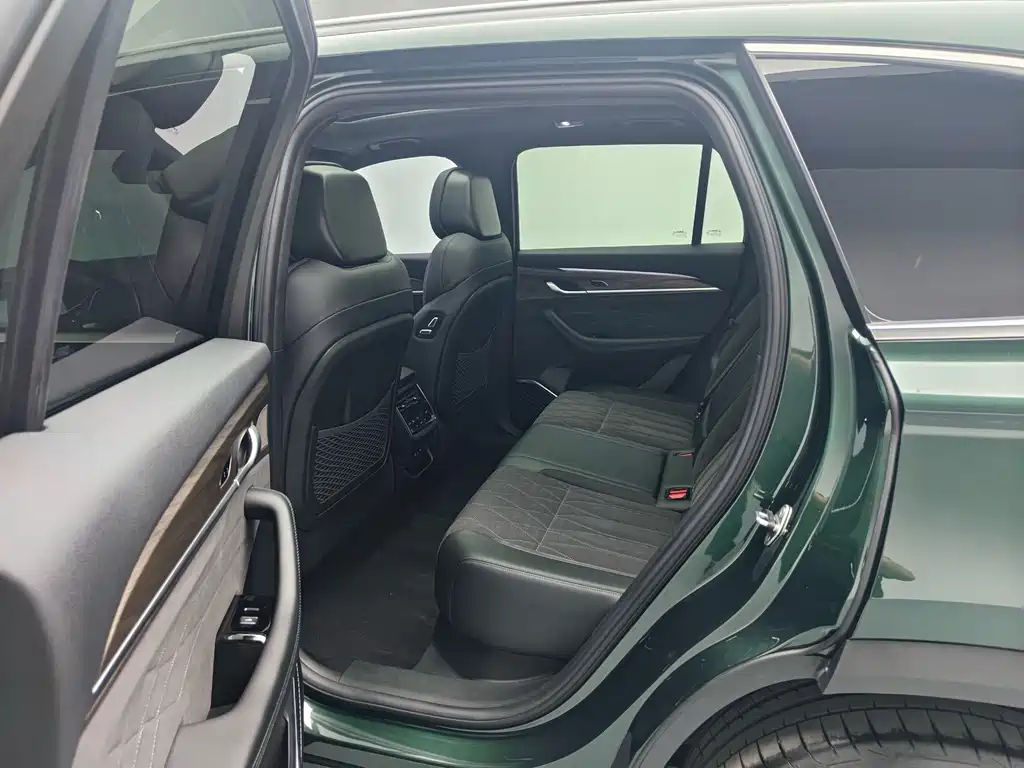 Geely Xingyue L — миниатюра 5