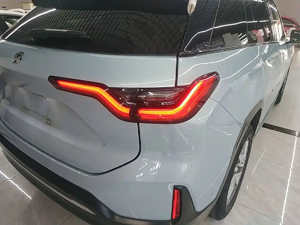 NIO ES6 — миниатюра 8