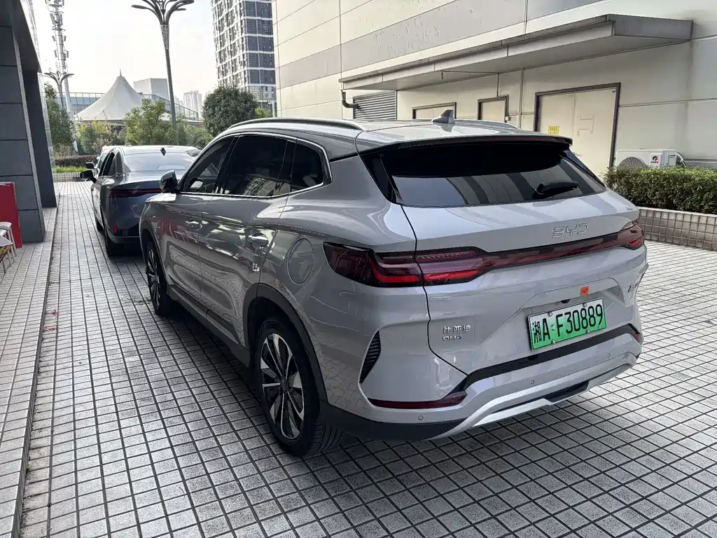 BYD PLUS New Energy — миниатюра 4
