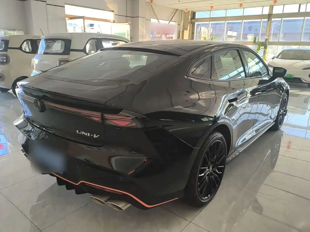 Changan UNI-V — миниатюра 7