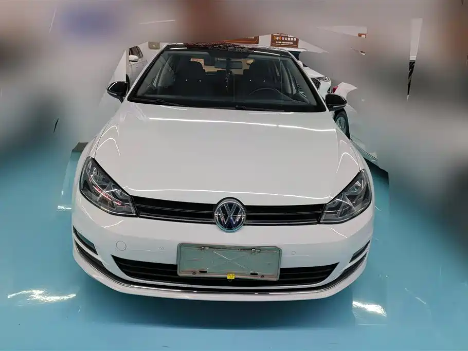 Volkswagen Golf 2017 230TSI AT Comfort