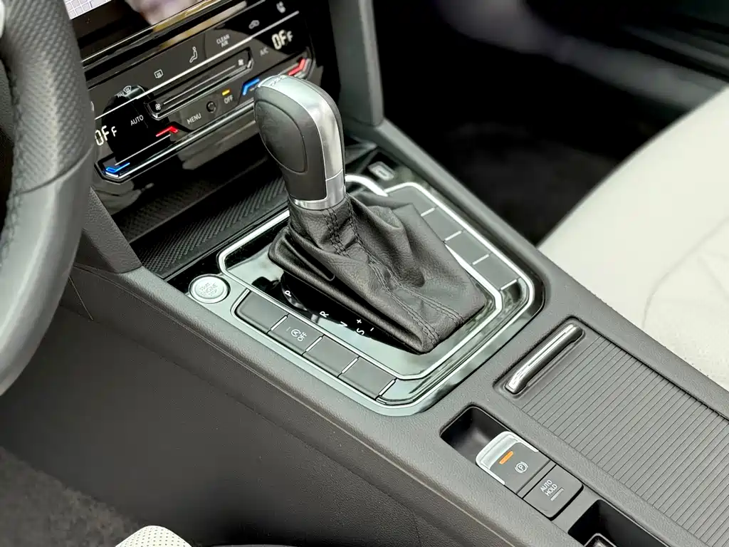Volkswagen Magotan — миниатюра 14