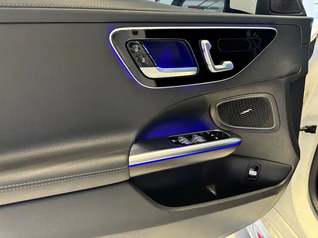 MERCEDES-BENZ  C CLASS