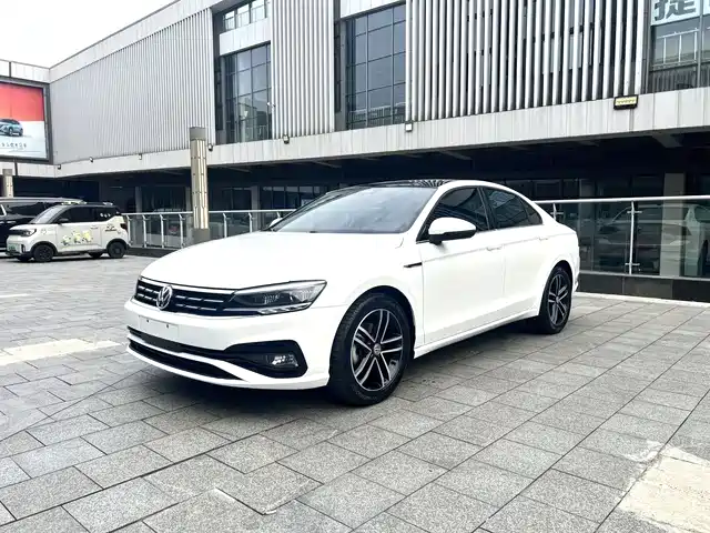 Volkswagen Lamando