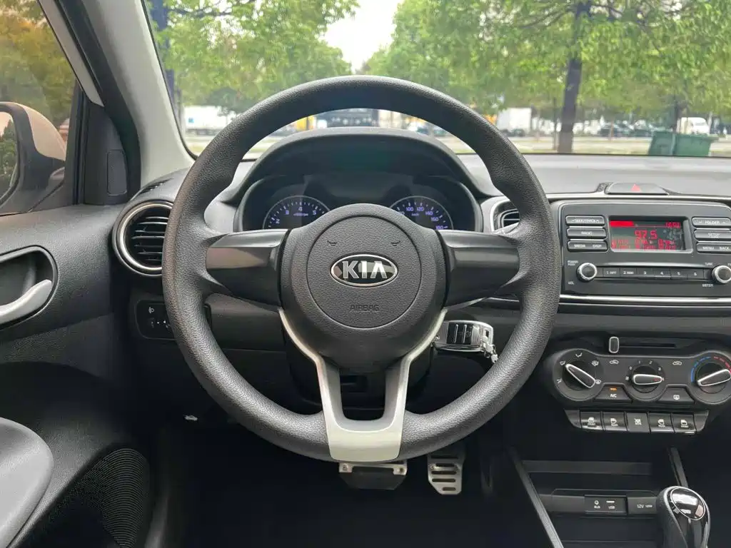 Kia Huanchi — миниатюра 14