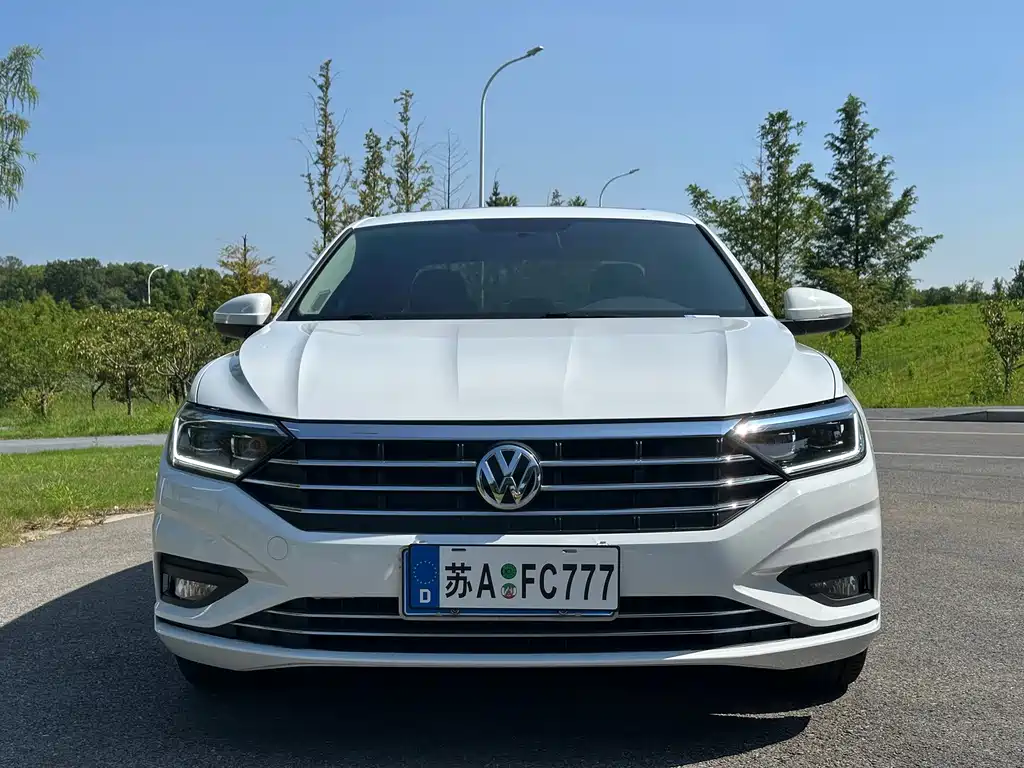 Volkswagen Sagitar — миниатюра 2