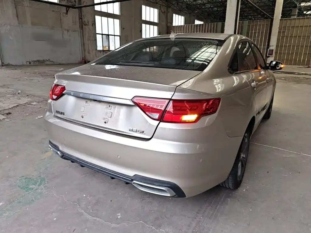 Geely Emgrand GL — миниатюра 7
