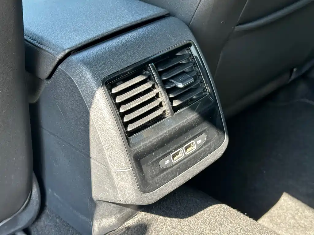 Volkswagen Sagitar — миниатюра 10