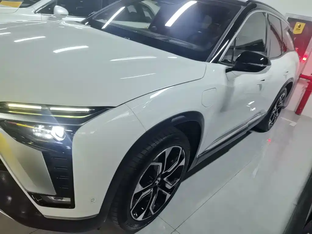 NIO ES8 — миниатюра 2