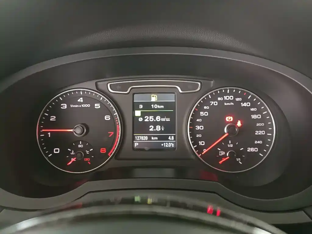 Audi Q3 — миниатюра 12