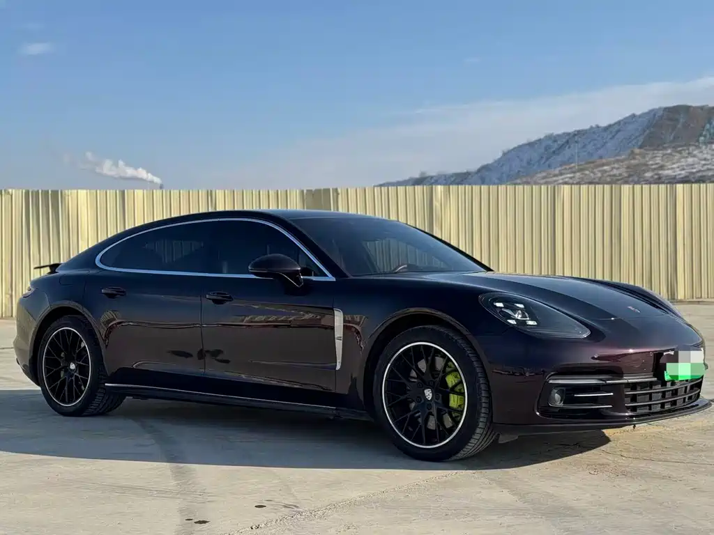 PORSCHE PANAMERA NEW ENERGY