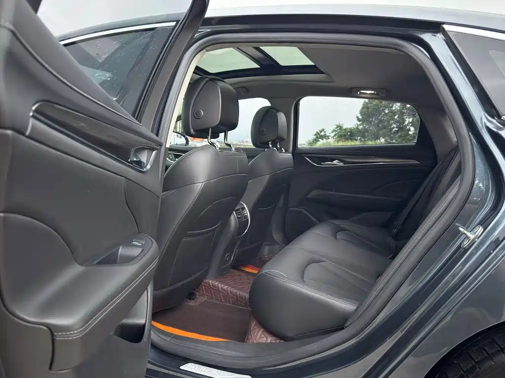 Buick LaCrosse — миниатюра 21