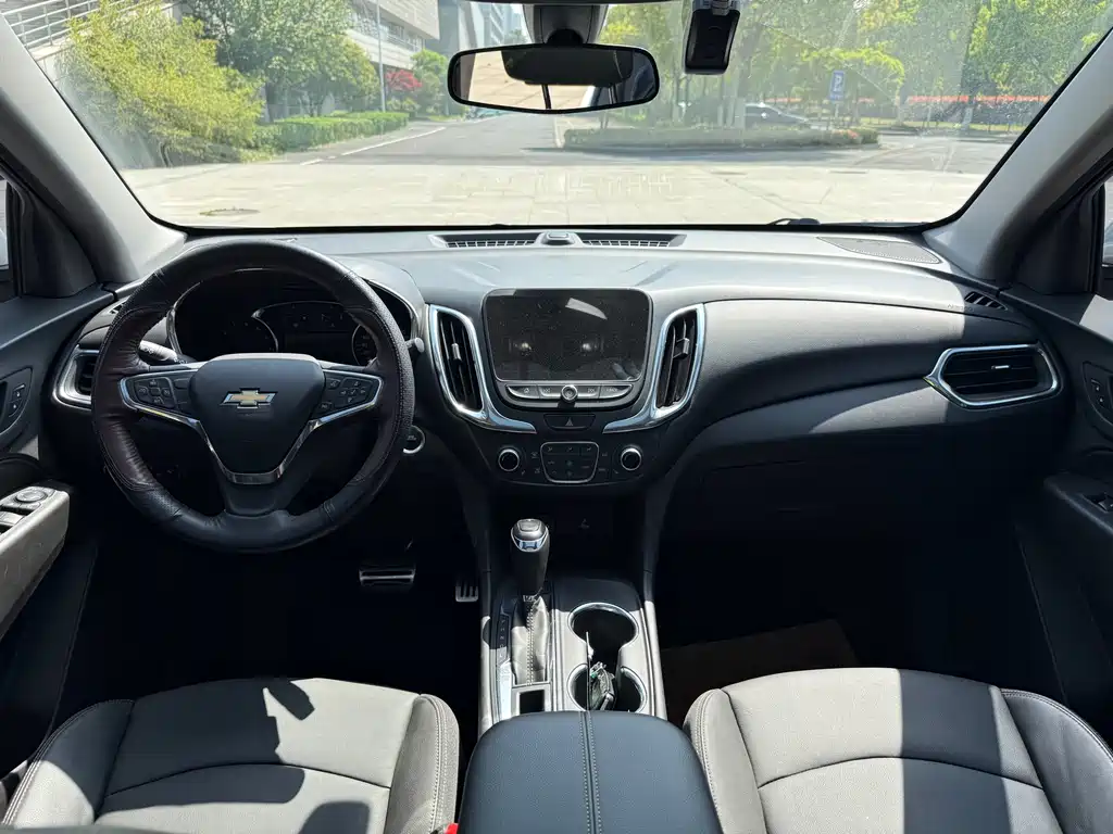 Chevrolet Equinox 550T Auto 4WD Cross Edition, фото 9