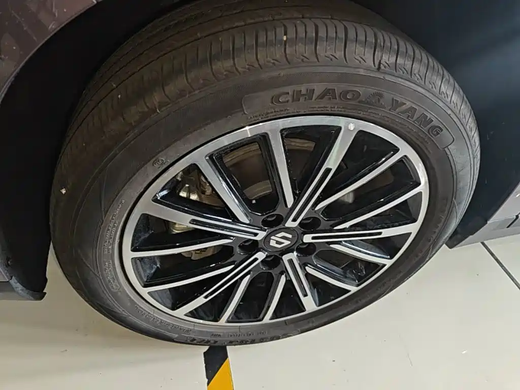 Leapmotor Leapmotor B10 — миниатюра 23