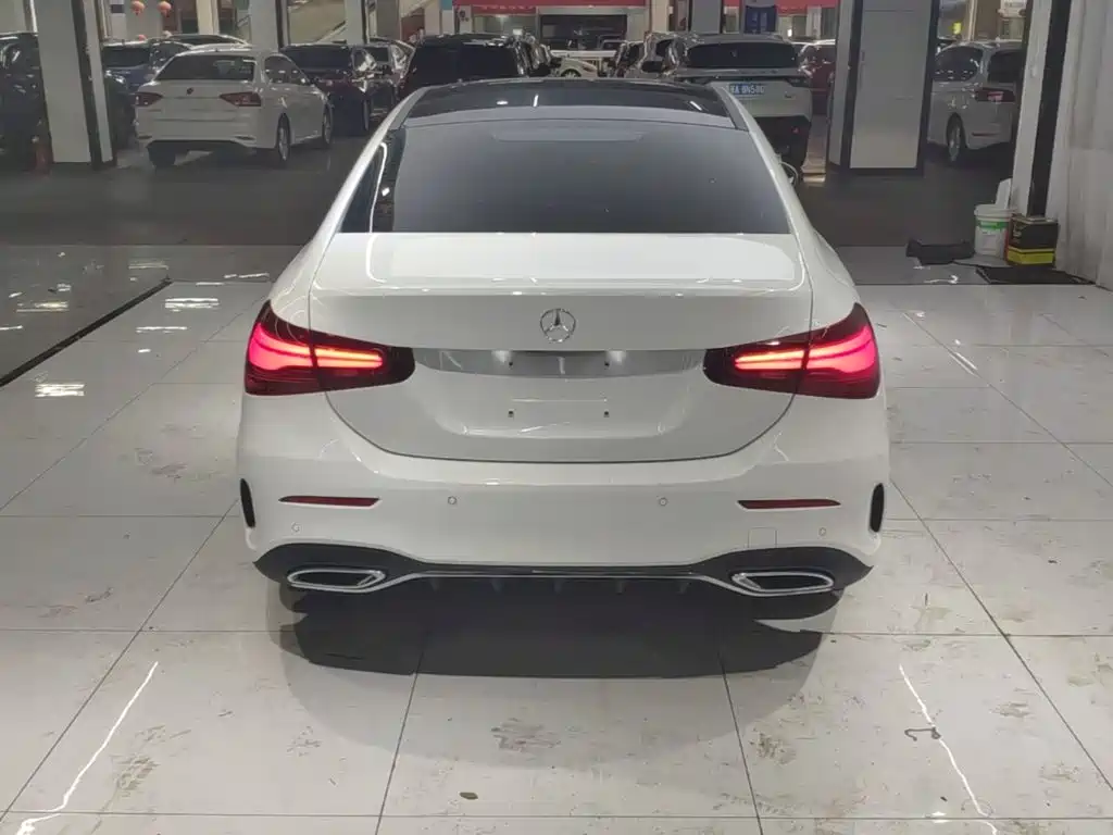 Mercedes-Benz A-Class — миниатюра 6