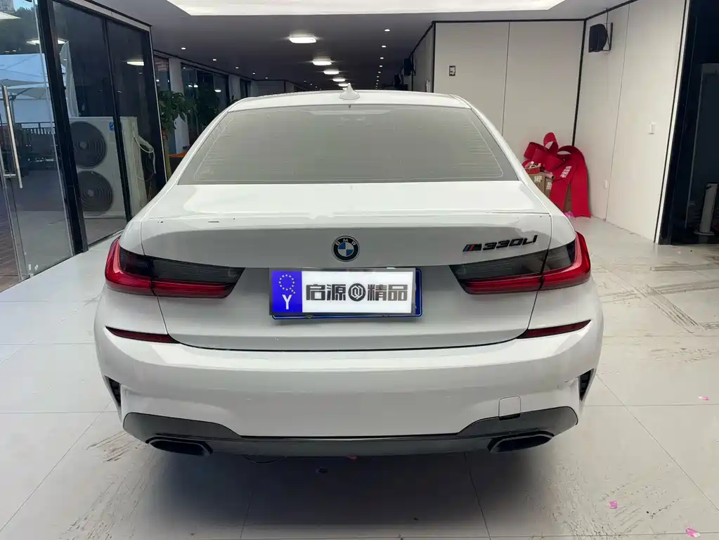 BMW 3 Series — миниатюра 5