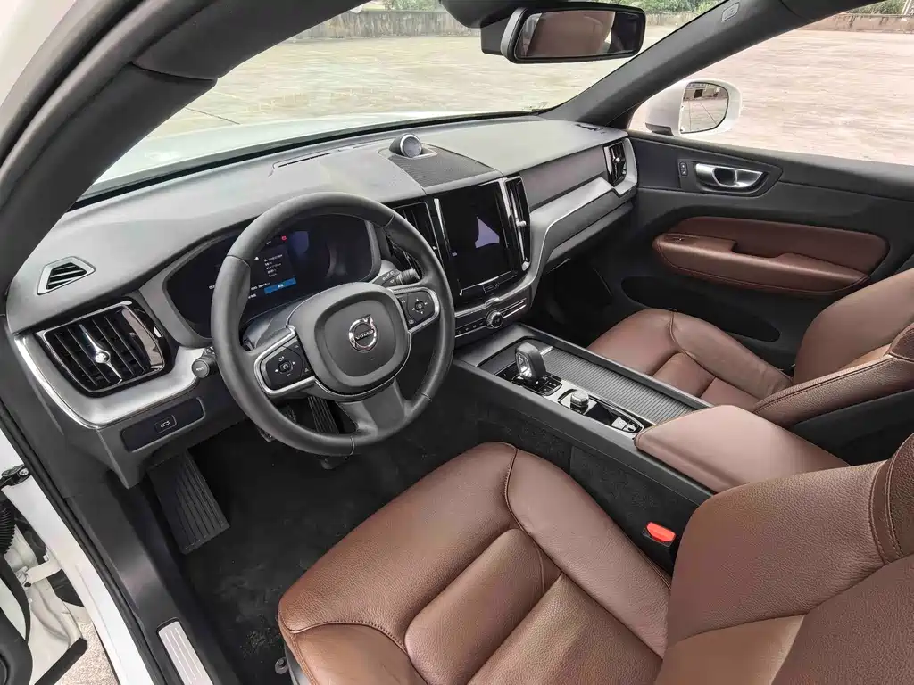 Volvo XC60 — миниатюра 4