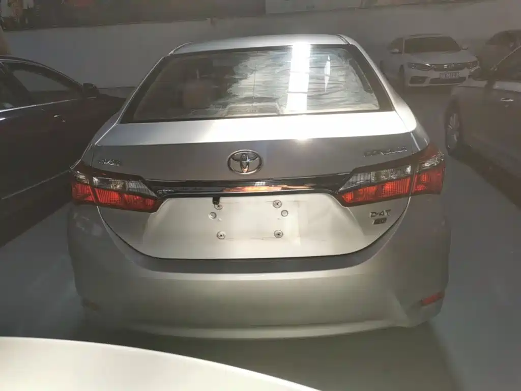 Toyota Corolla — миниатюра 6