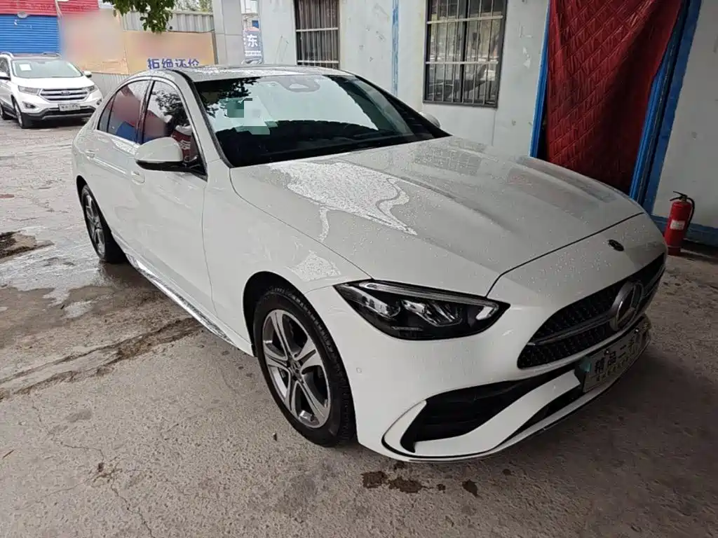 Mercedes-Benz C-Class — миниатюра 4