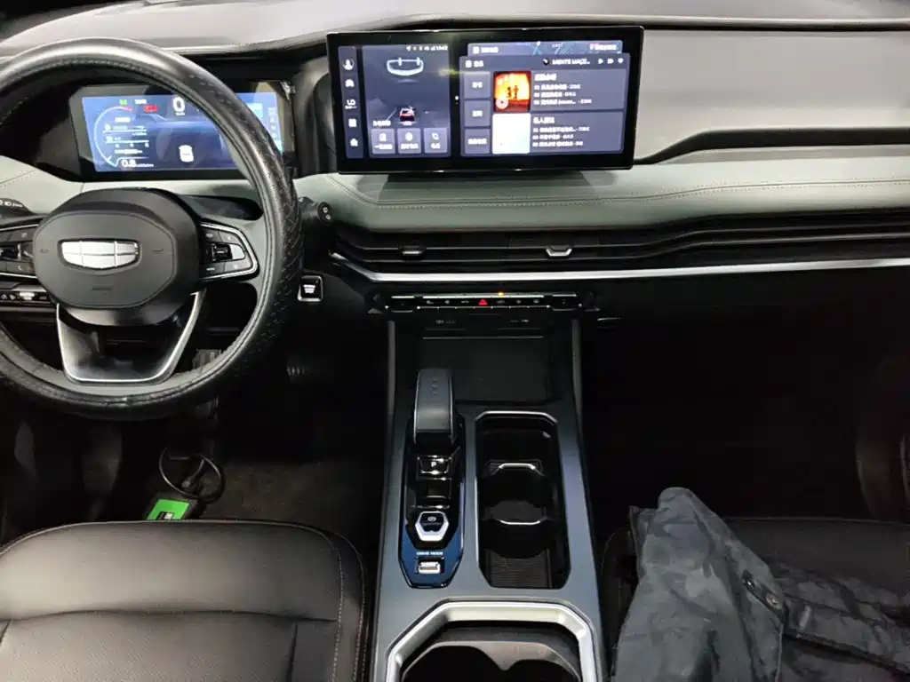 Geely Haoyue L — миниатюра 9