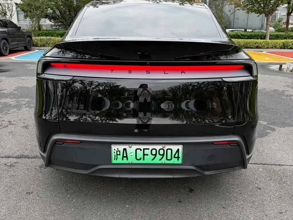 Tesla Model Y — фотографии объявления, Фото 6