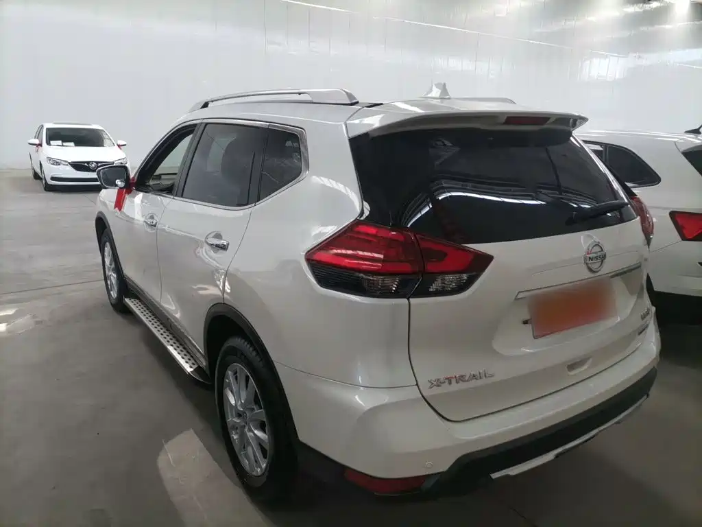Nissan X-Trail — миниатюра 5