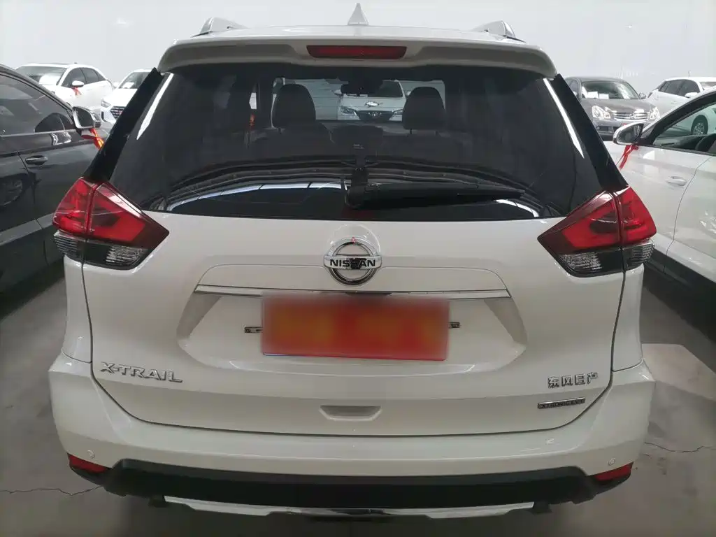 Nissan X-Trail — миниатюра 6