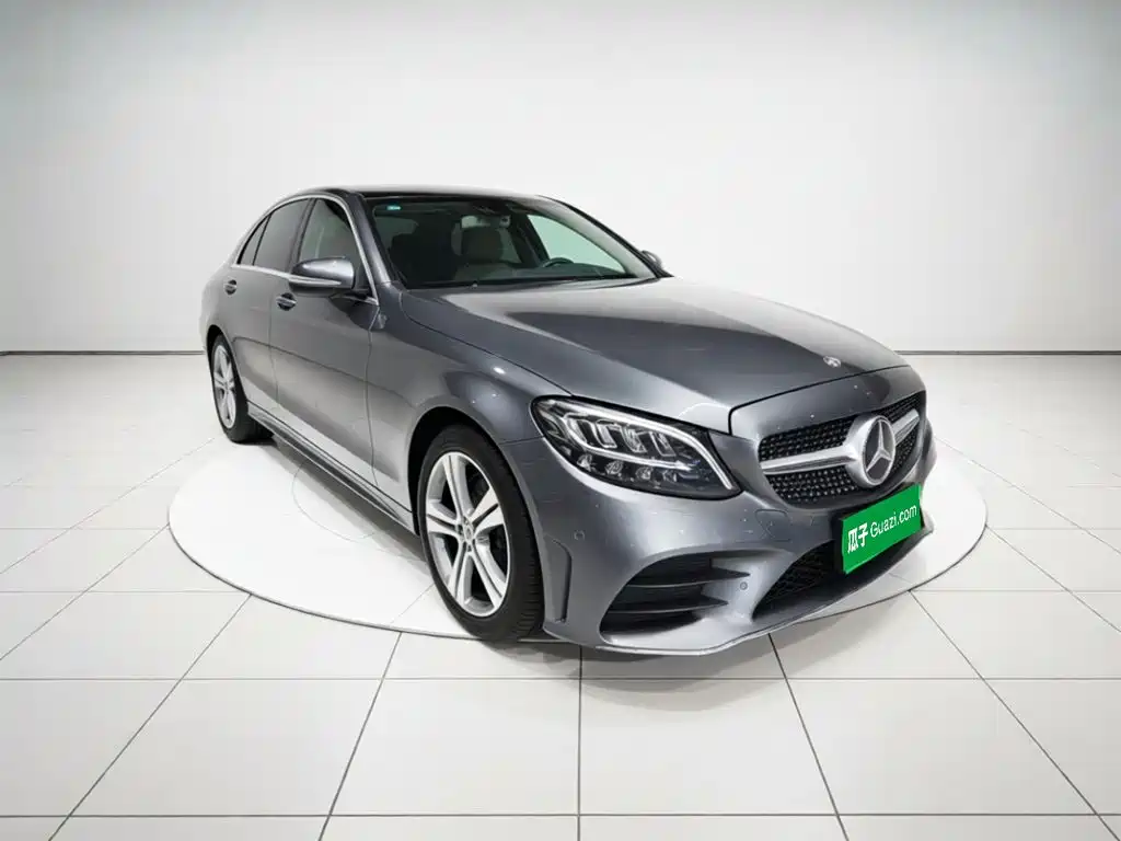 Mercedes-Benz C-Class — миниатюра 3