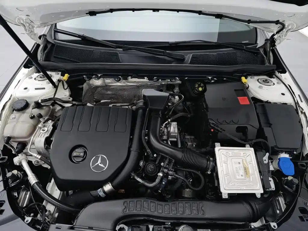 Mercedes-Benz CLA (Import) — миниатюра 6
