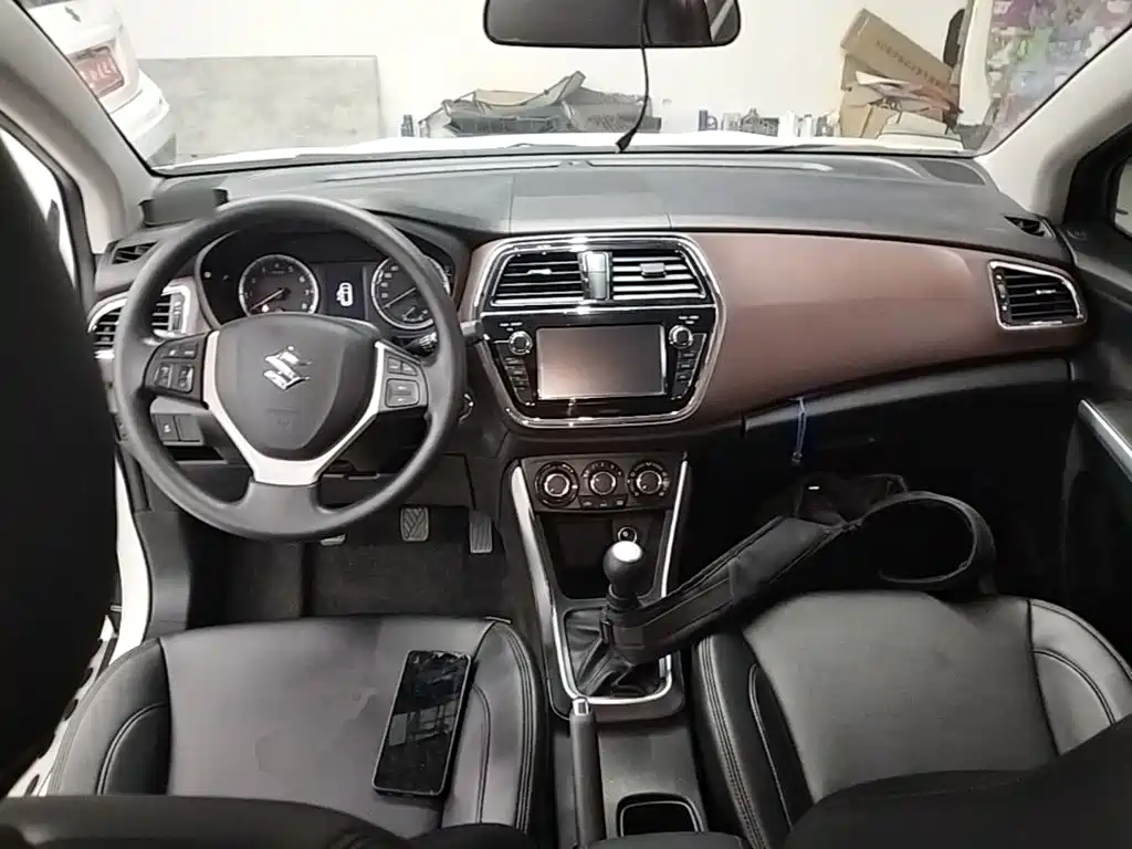 Suzuki Vitara — миниатюра 10