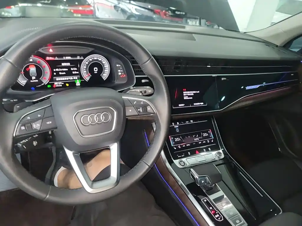 Audi Q7 — миниатюра 10