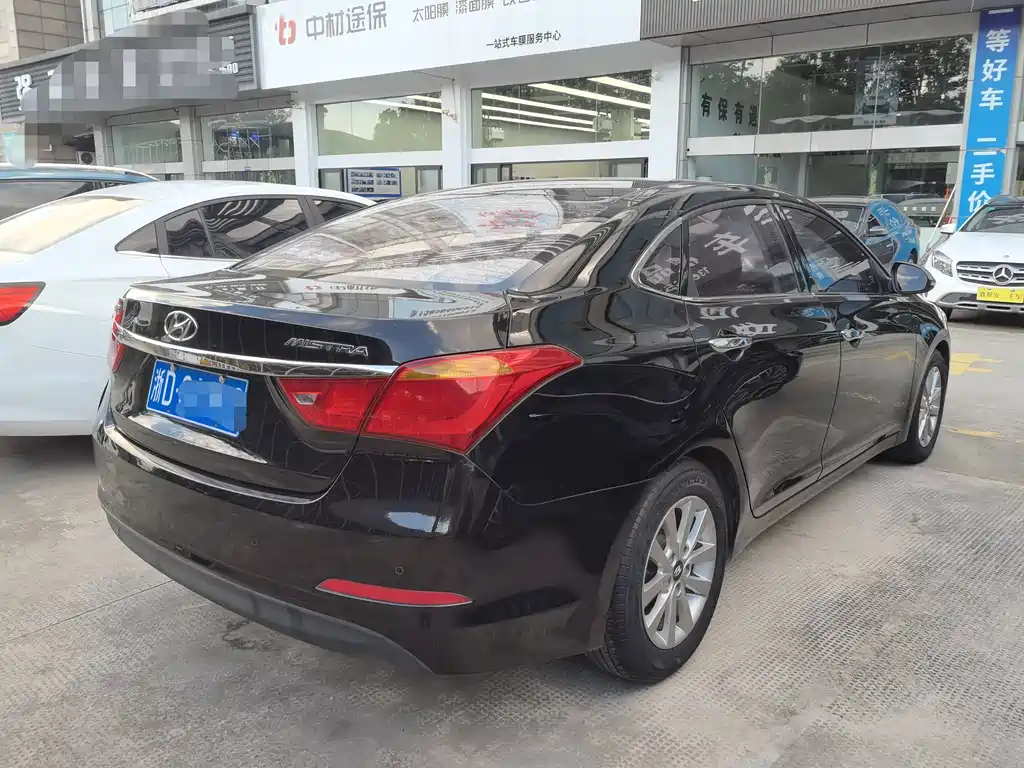 Hyundai Mistra — миниатюра 4
