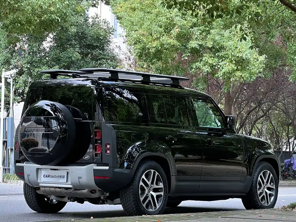Land Rover Defender — миниатюра 21