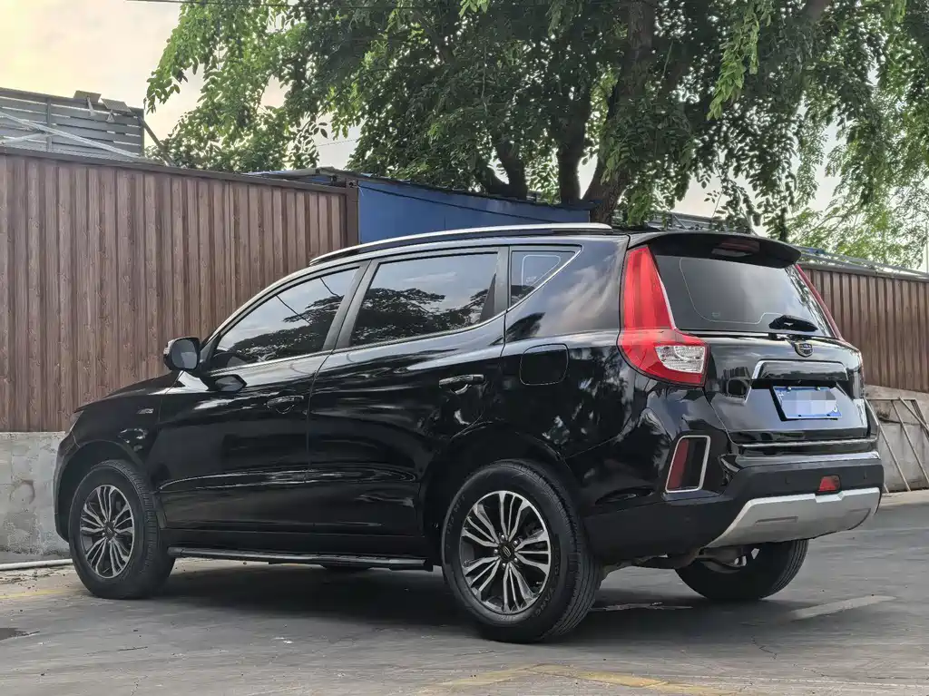 Geely Vision X6 — миниатюра 9