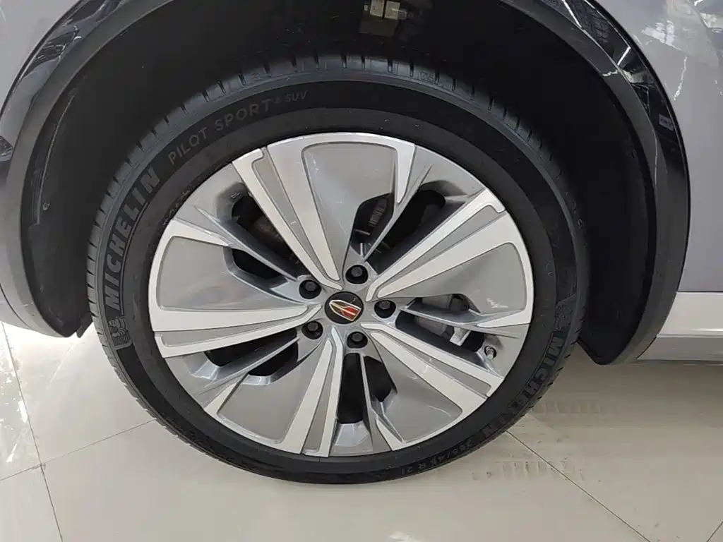 Hongqi Hongqi E-HS9 — миниатюра 23
