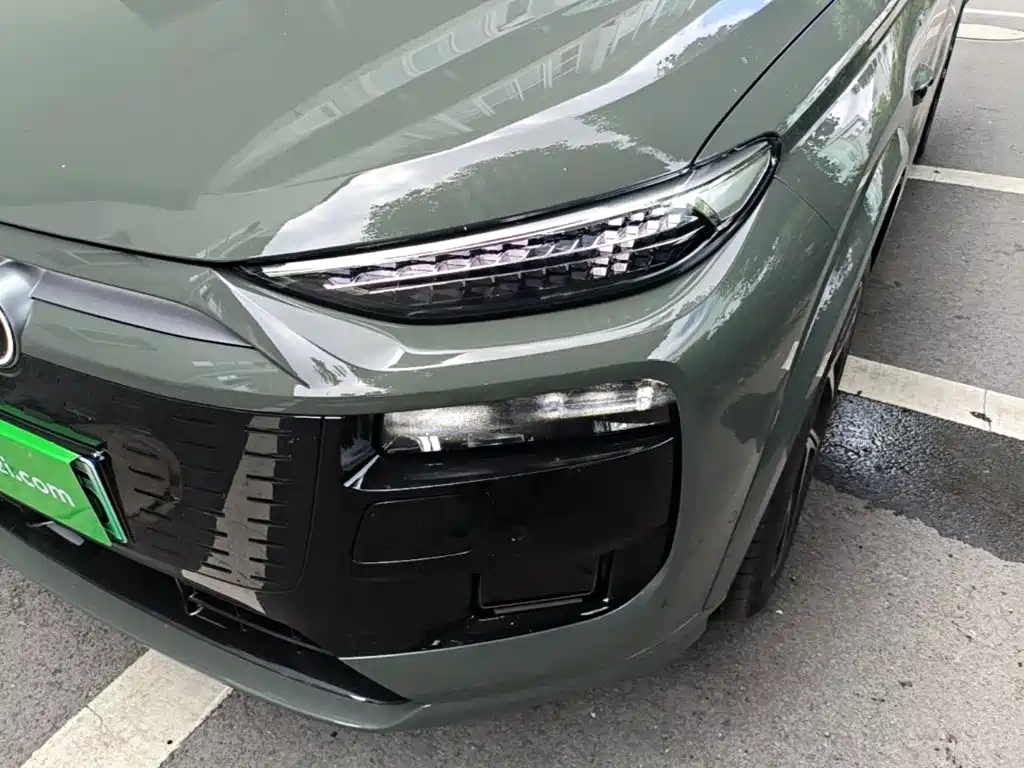 Audi AudiQ6L e-tron — миниатюра 24