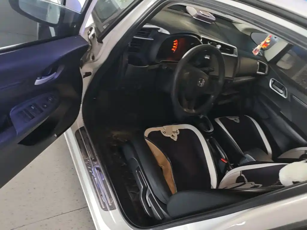 Honda Fit — миниатюра 16