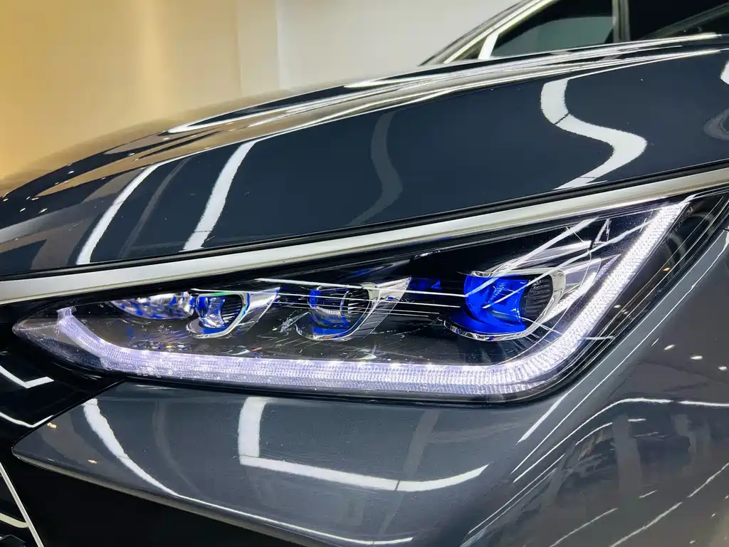 BYD Tang New Energy — миниатюра 4