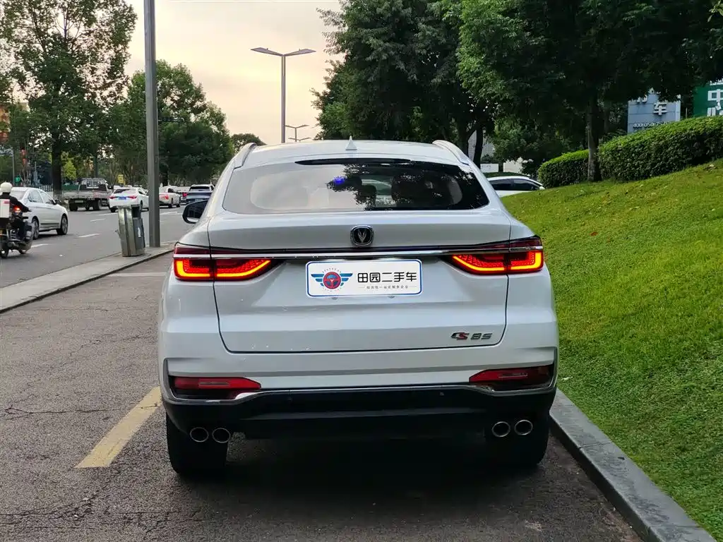 CHANGAN  CS85 COUPE