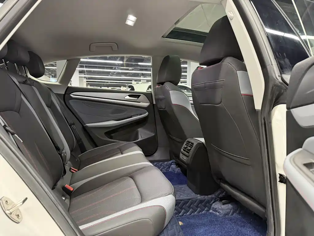 Volkswagen Lamando — миниатюра 11