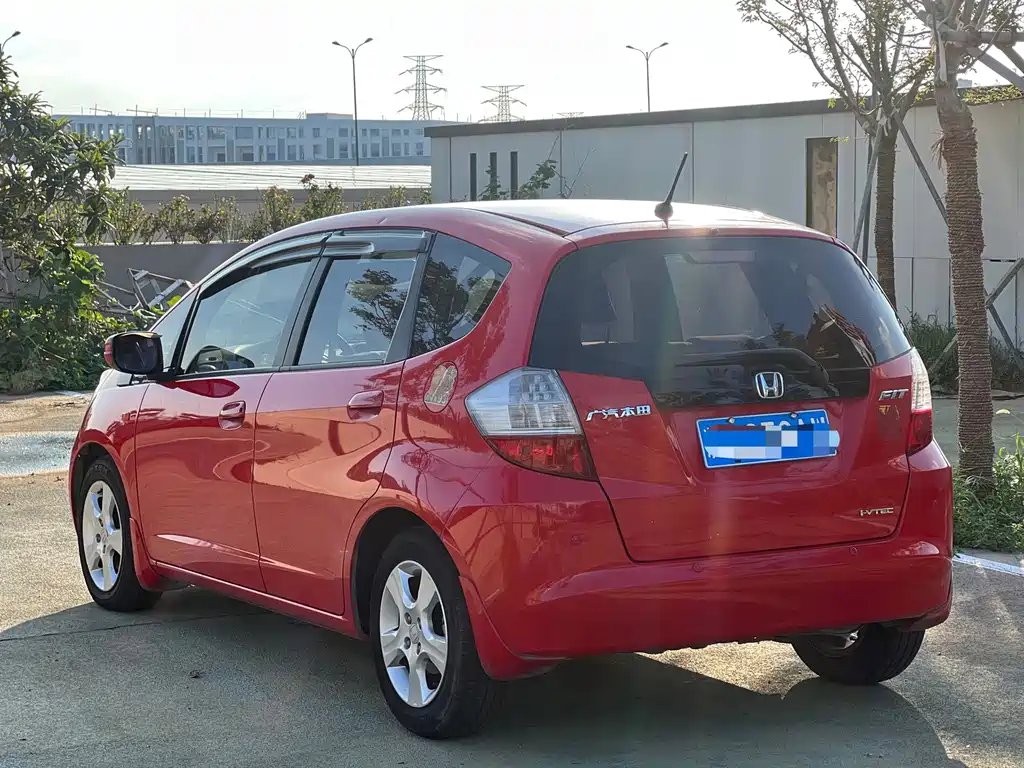 Honda Fit — миниатюра 5