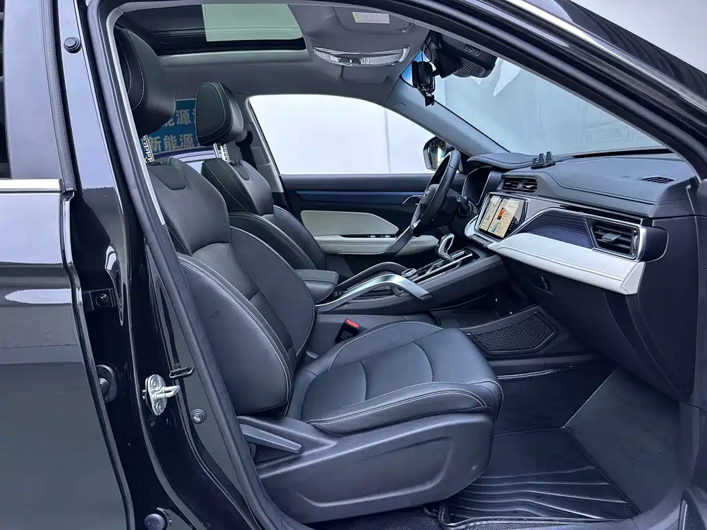 Geely Boyue — миниатюра 12