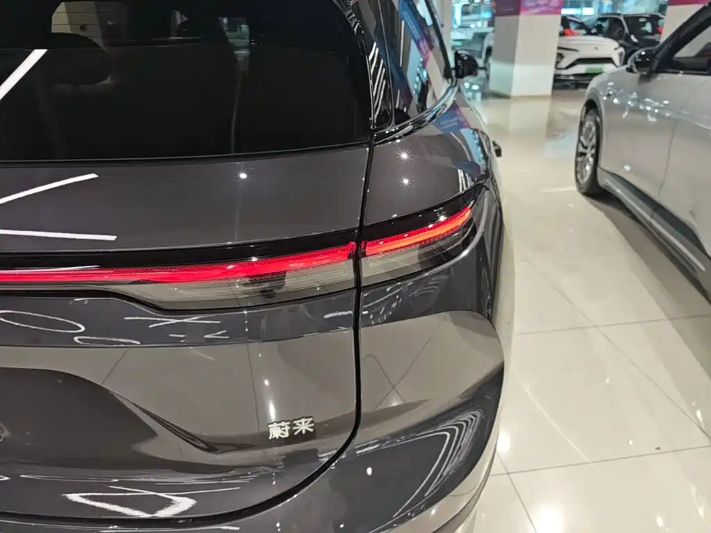 NIO ES6 — миниатюра 8