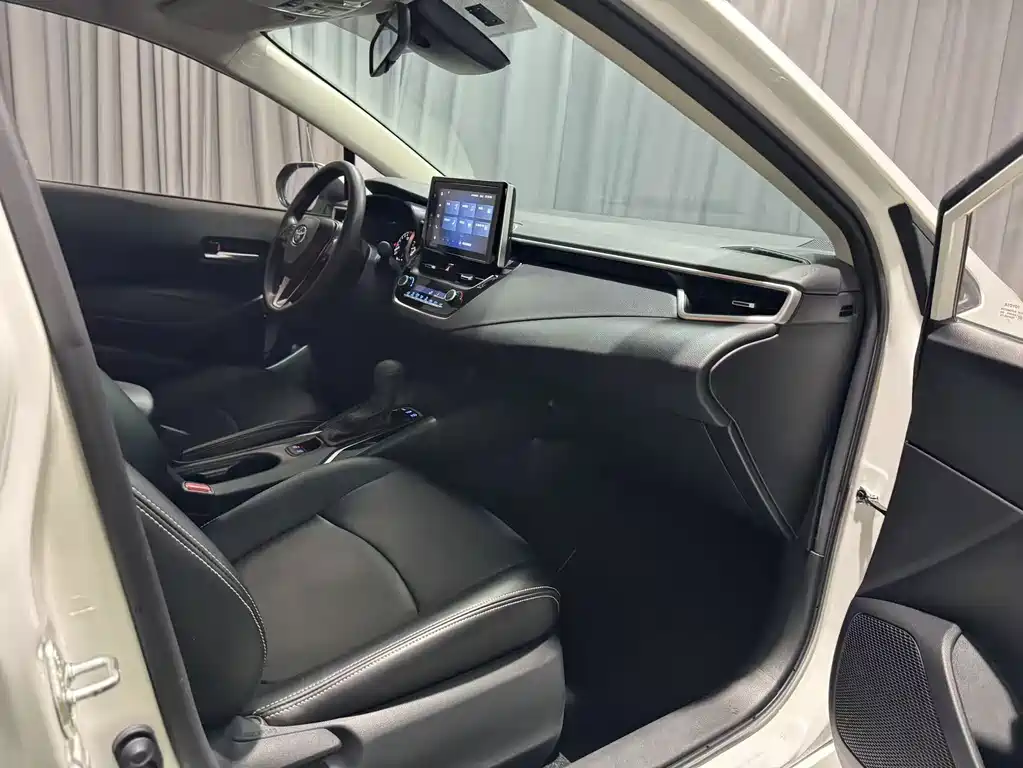 Toyota Corolla — миниатюра 14