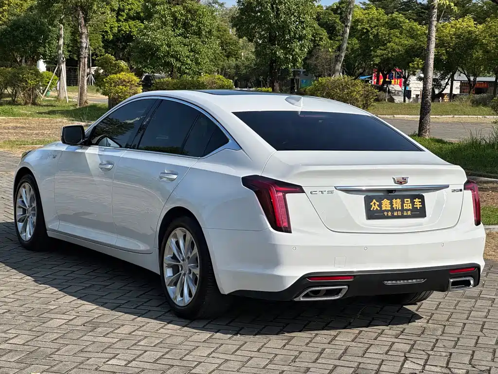 Cadillac CT5 — миниатюра 13