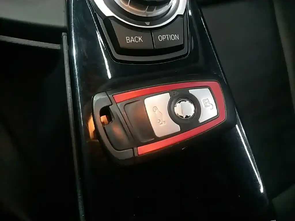 BMW 3 Series — миниатюра 9