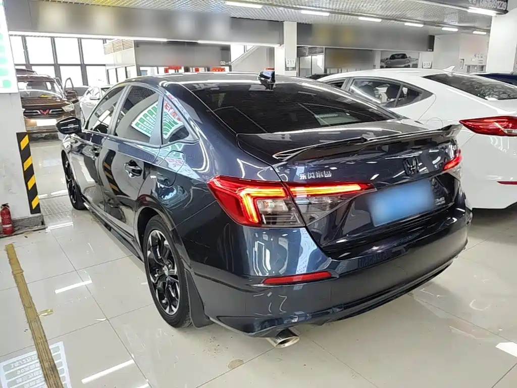 Honda Civic — миниатюра 5
