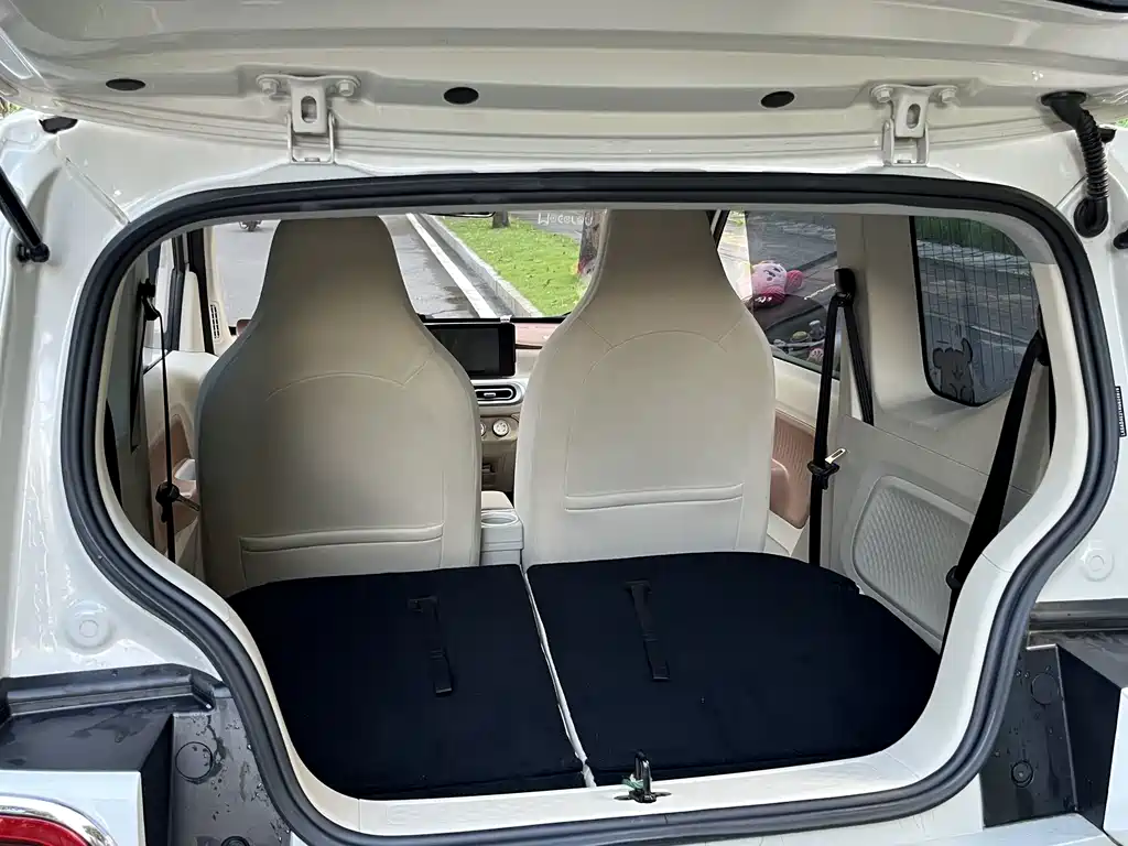Wuling MINIEV — миниатюра 16