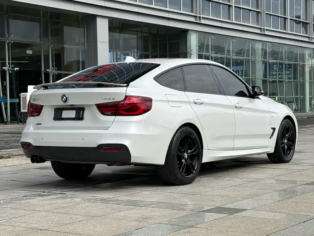 BMW 3 Series GT — миниатюра 3