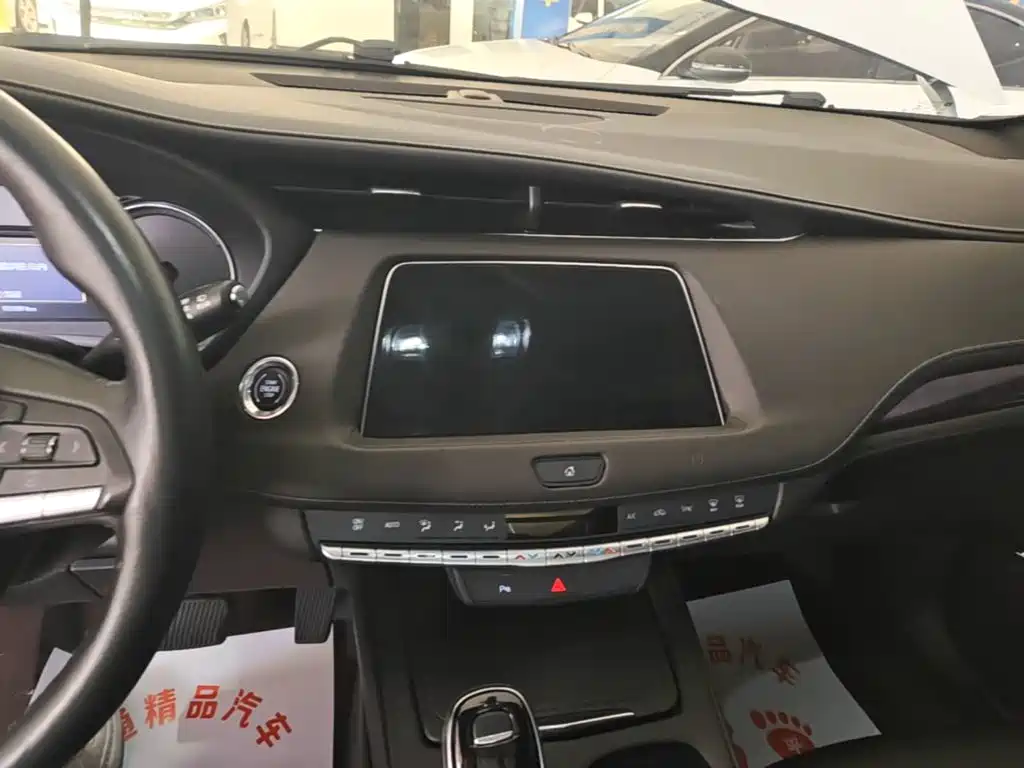 Cadillac XT4 — миниатюра 13